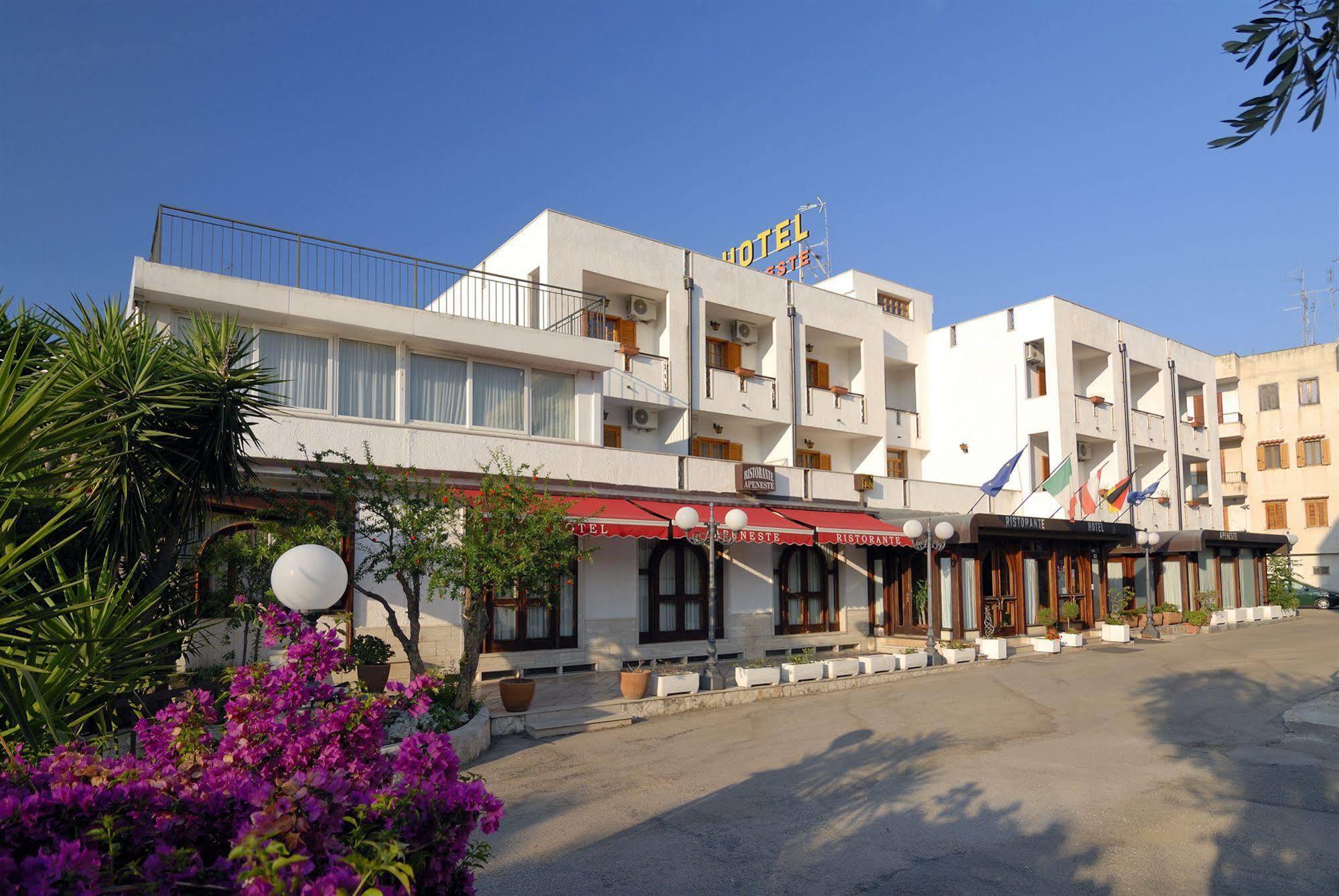 Hotel Apeneste Mattinata Exterior photo